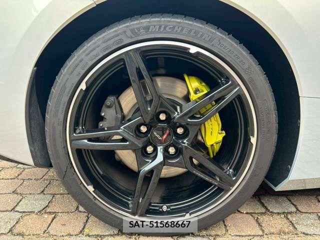Chevrolet CORVETTE 2024-09 7499877-10