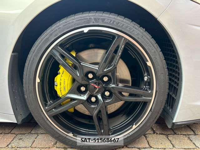 Chevrolet CORVETTE 2024-09 7499877-11