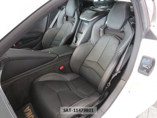Chevrolet CORVETTE 2025-09 7721830-22