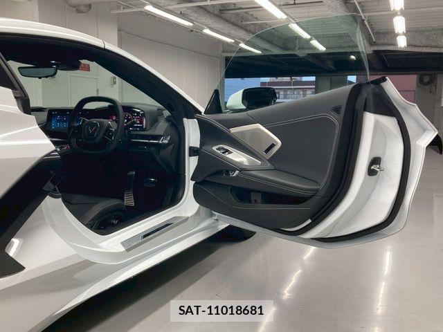 Chevrolet CORVETTE 2025-12 7783394-15