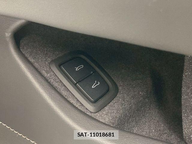 Chevrolet CORVETTE 2025-12 7783394-18