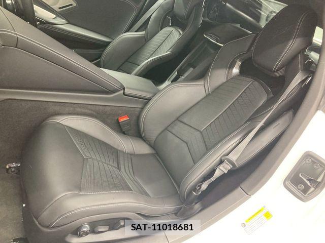 Chevrolet CORVETTE 2025-12 7783394-3