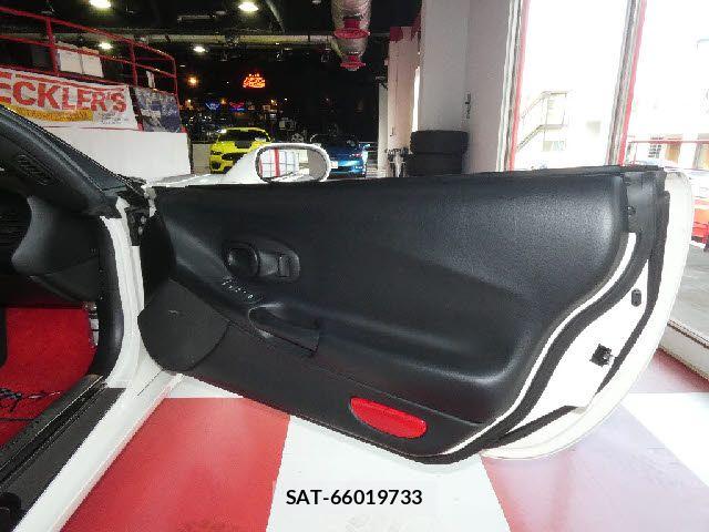 Chevrolet CORVETTE 2003-02 8034791-13