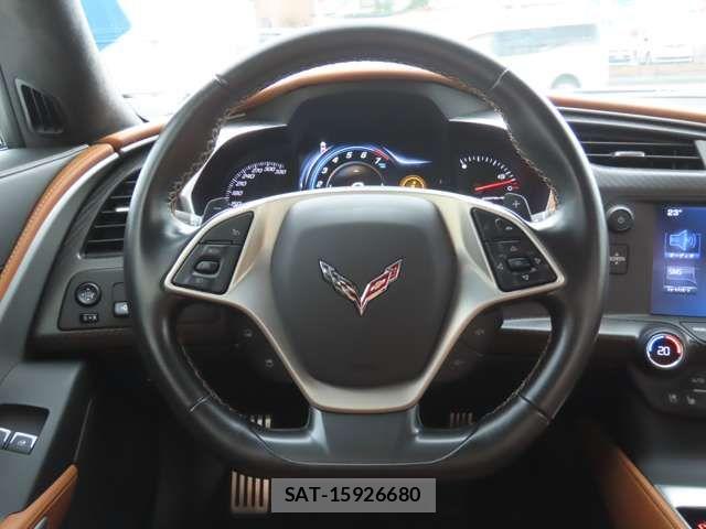 Chevrolet CORVETTE 2017-06 8206809-10