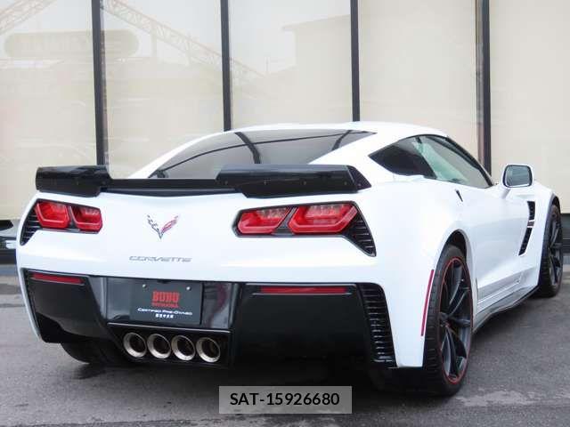 Chevrolet CORVETTE 2017-06 8206809-3