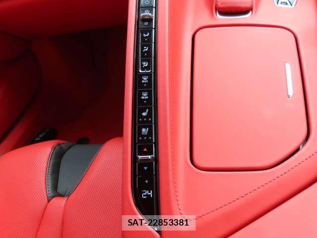 Chevrolet CORVETTE 2025-12 8206803-12