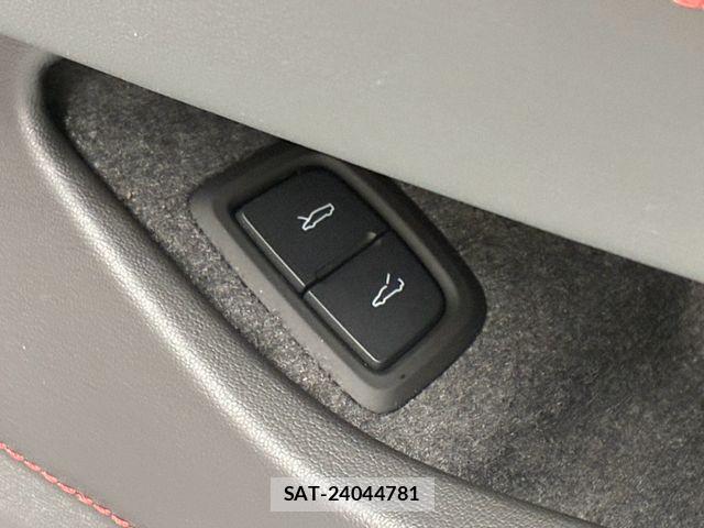 Chevrolet CORVETTE 2026-03 8741129-18