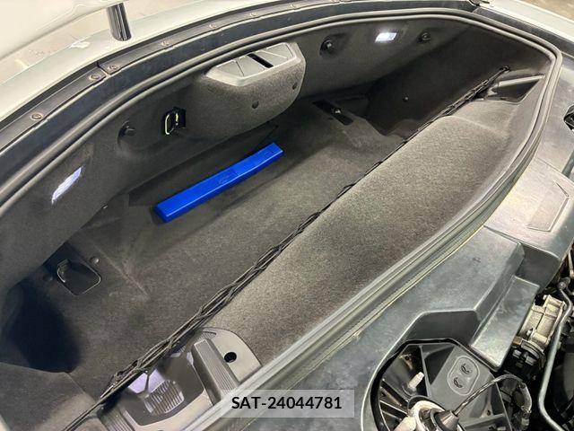 Chevrolet CORVETTE 2026-03 8741129-28