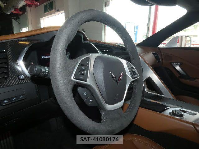 Chevrolet CORVETTE 2014-04 8870626-17