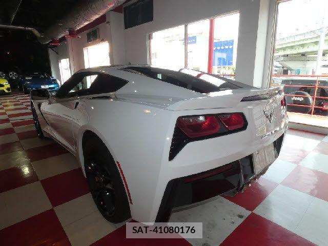 Chevrolet CORVETTE 2014-04 8870626-6