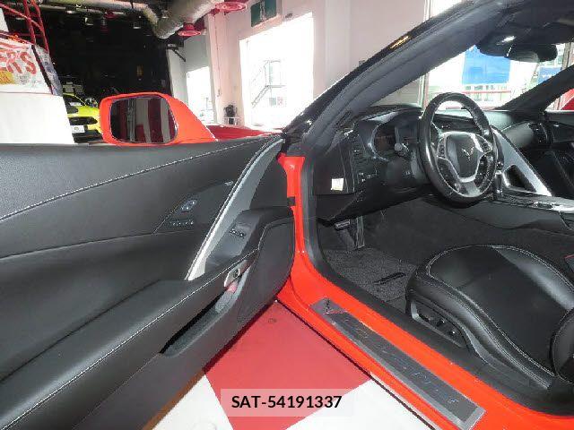 Chevrolet CORVETTE 2014-07 8870627-11