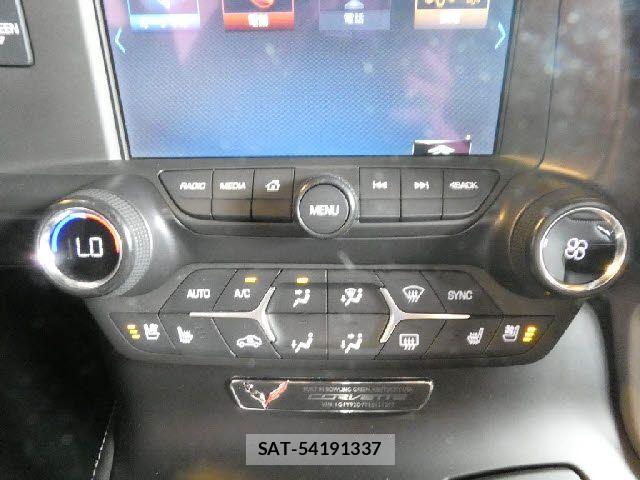 Chevrolet CORVETTE 2014-07 8870627-24