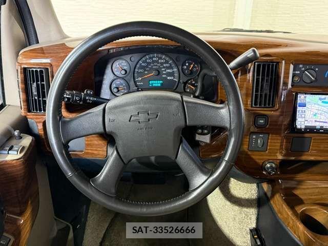Chevrolet EXPRESS 2003-01 4588772-11