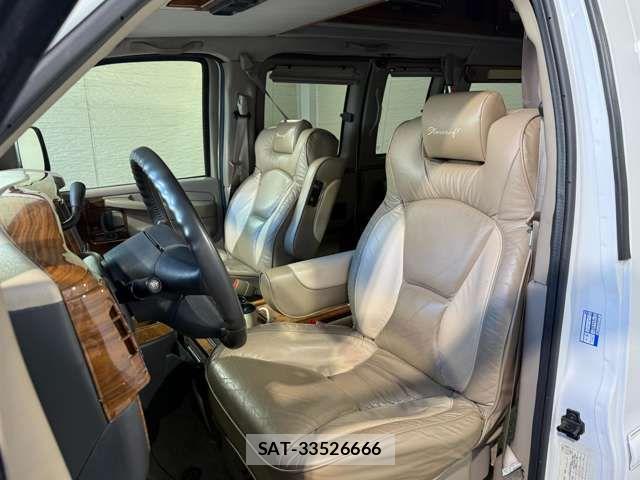 Chevrolet EXPRESS 2003-01 4588772-3
