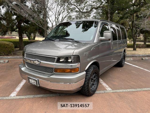 Chevrolet EXPRESS 2009-10 7020181-1