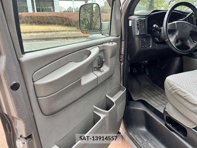Chevrolet EXPRESS 2009-10 7020181-19