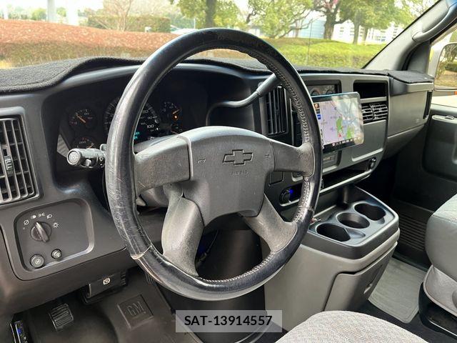 Chevrolet EXPRESS 2009-10 7020181-21