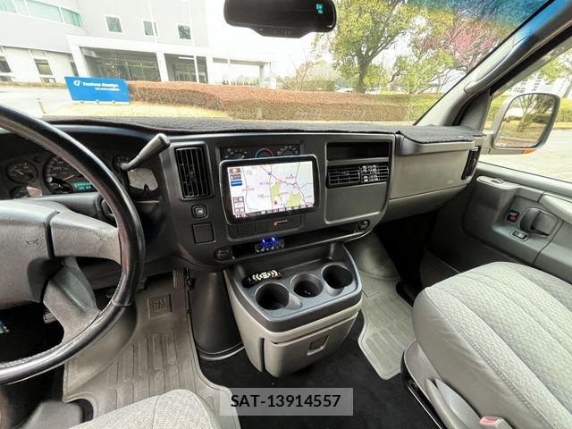Chevrolet EXPRESS 2009-10 7020181-23