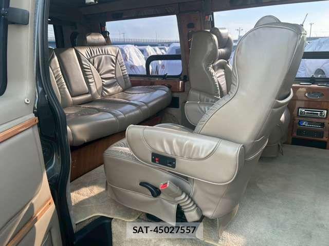 Chevrolet EXPRESS 2016-02 8098457-18