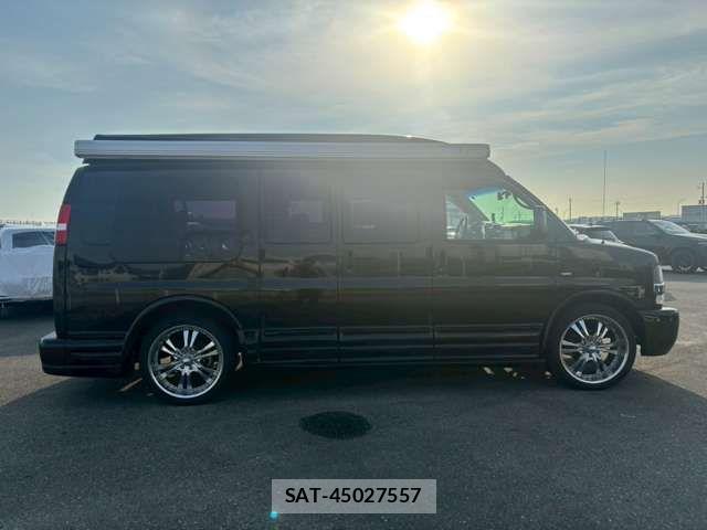 Chevrolet EXPRESS 2016-02 8098457-6