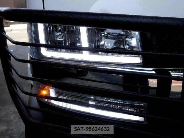 Chevrolet EXPRESS 2018-04 8145579-8