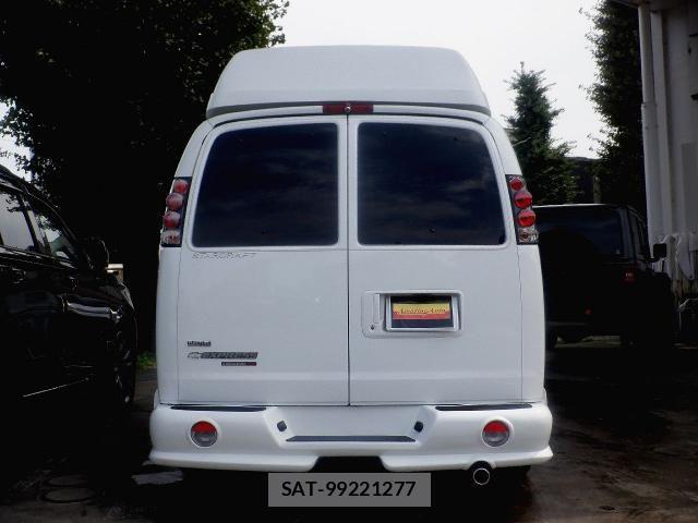 Chevrolet EXPRESS 2011-05 8313639-3