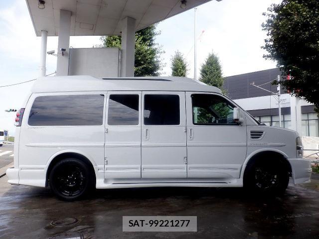 Chevrolet EXPRESS 2011-05 8313639-5