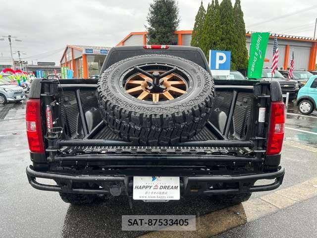 Chevrolet SILVERADO 2016-01 1361737-6