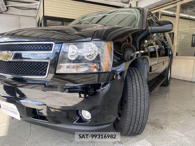 Chevrolet SUBURBAN 2012-01 1235327-2