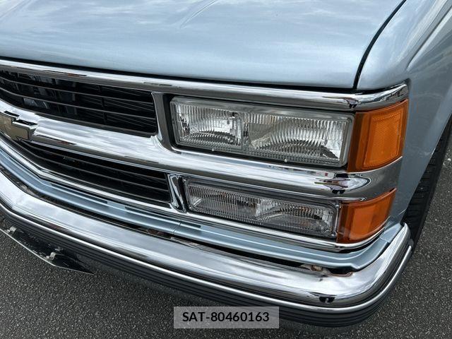 Chevrolet SUBURBAN 2001-07 1280903-18