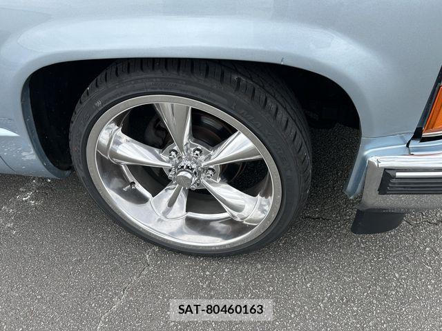 Chevrolet SUBURBAN 2001-07 1280903-20
