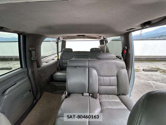 Chevrolet SUBURBAN 2001-07 1280903-26