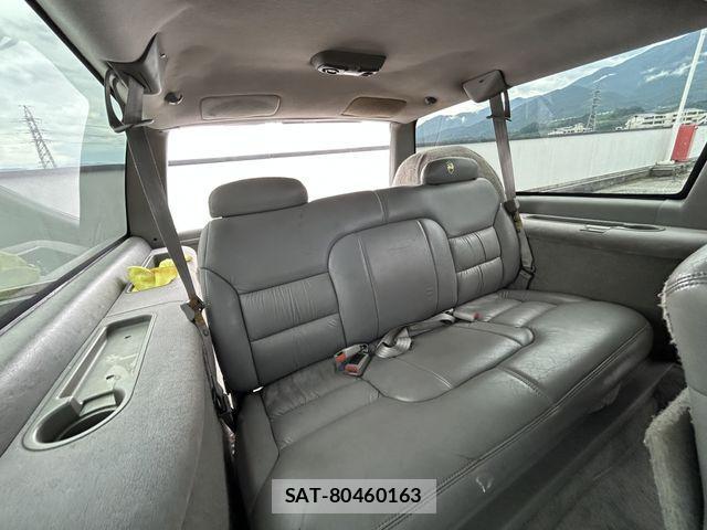 Chevrolet SUBURBAN 2001-07 1280903-27