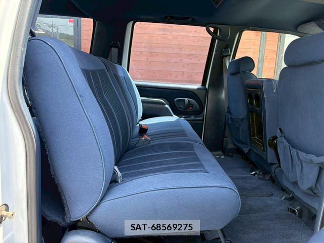 Chevrolet SUBURBAN 1996-07 8883403-16