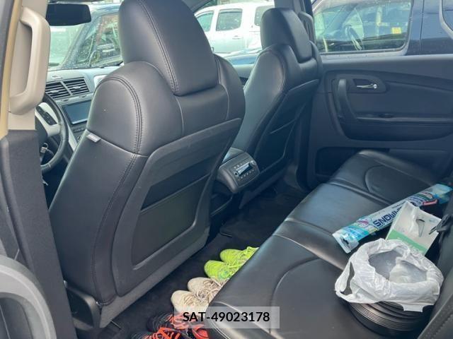 Chevrolet TRAVERSE 2012-10 8457159-17