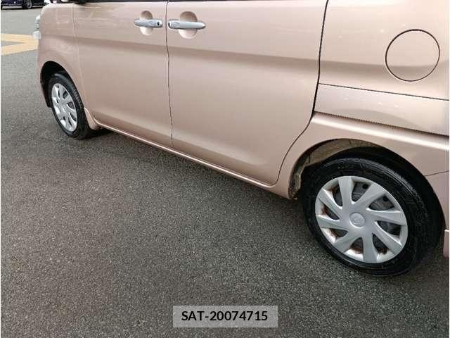 Subaru CHIFFON 2017-08 4588779-23