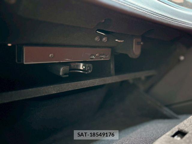 Chrysler 300 2013-06 6212531-21