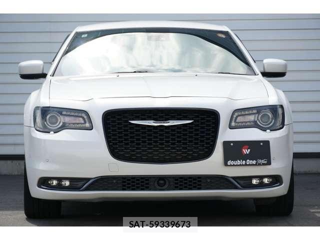 Chrysler 300 2016-05 7721874-9
