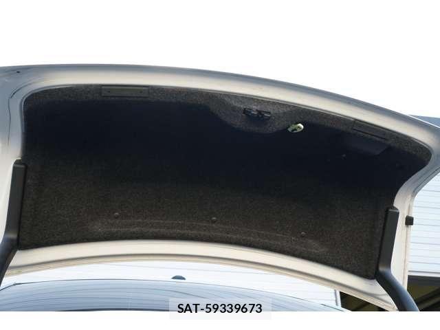Chrysler 300 2016-05 7721874-21