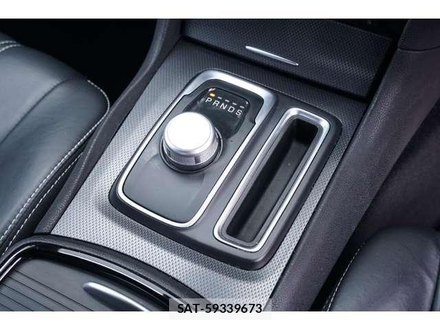 Chrysler 300 2016-05 7721874-28
