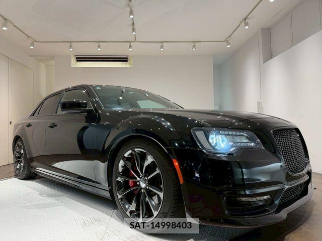 Chrysler 300 2017-04 7721873-9
