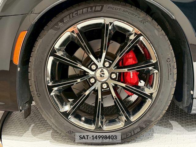 Chrysler 300 2017-04 7721873-11