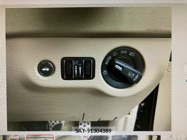 Chrysler 300 2014-03 7721875-13