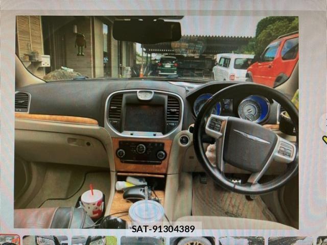 Chrysler 300 2014-03 7721875-3