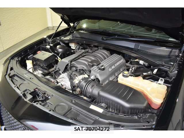 Chrysler 300 2015-11 8034817-10