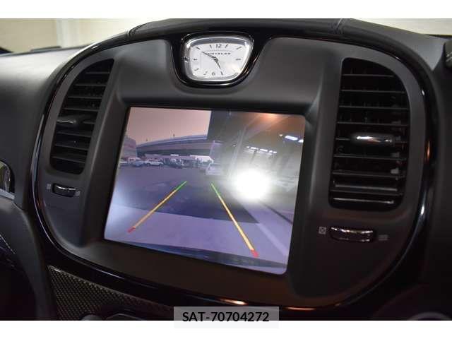 Chrysler 300 2015-11 8034817-13
