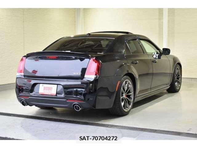 Chrysler 300 2015-11 8034817-2