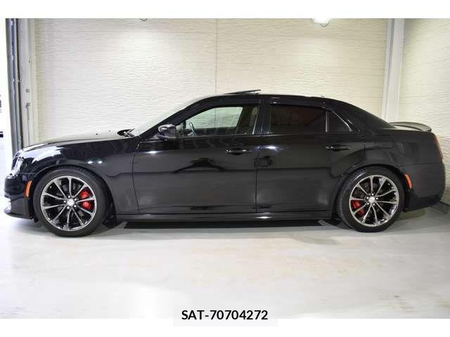 Chrysler 300 2015-11 8034817-6