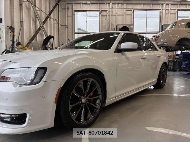 Chrysler 300 2016-11 8034816-6