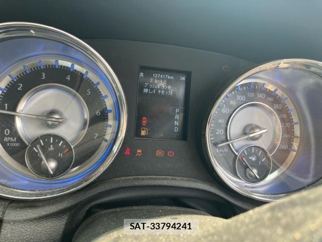 Chrysler 300 2013-10 8098481-15